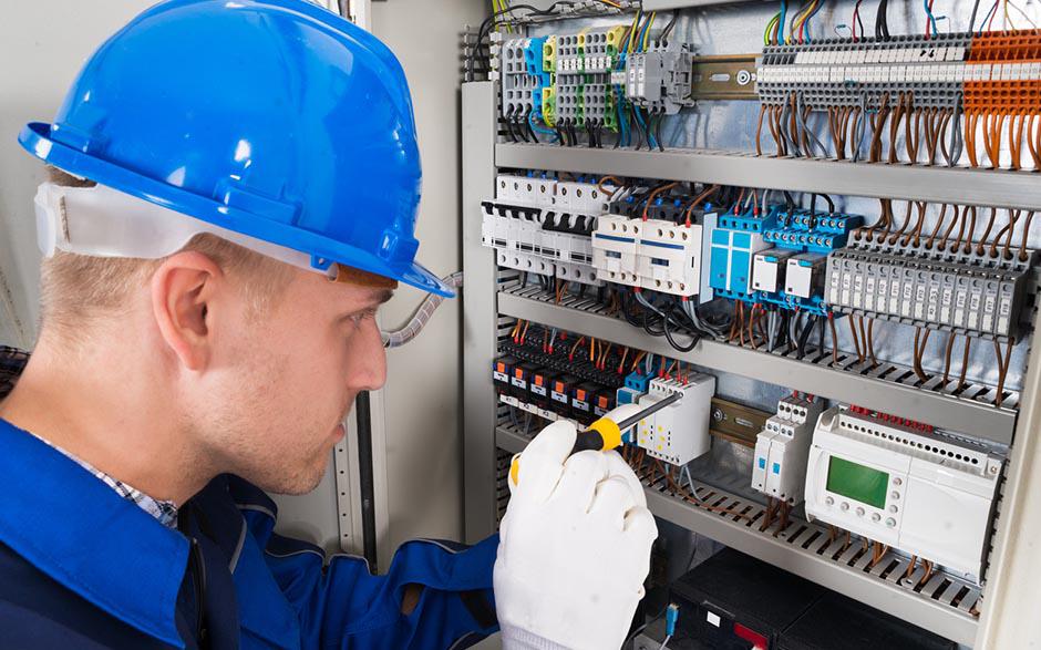 électricien dans le bâtiment Le Mesnil-le-Roi