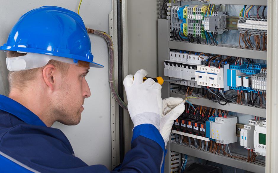 dépannage électricien Le Mesnil-le-Roi